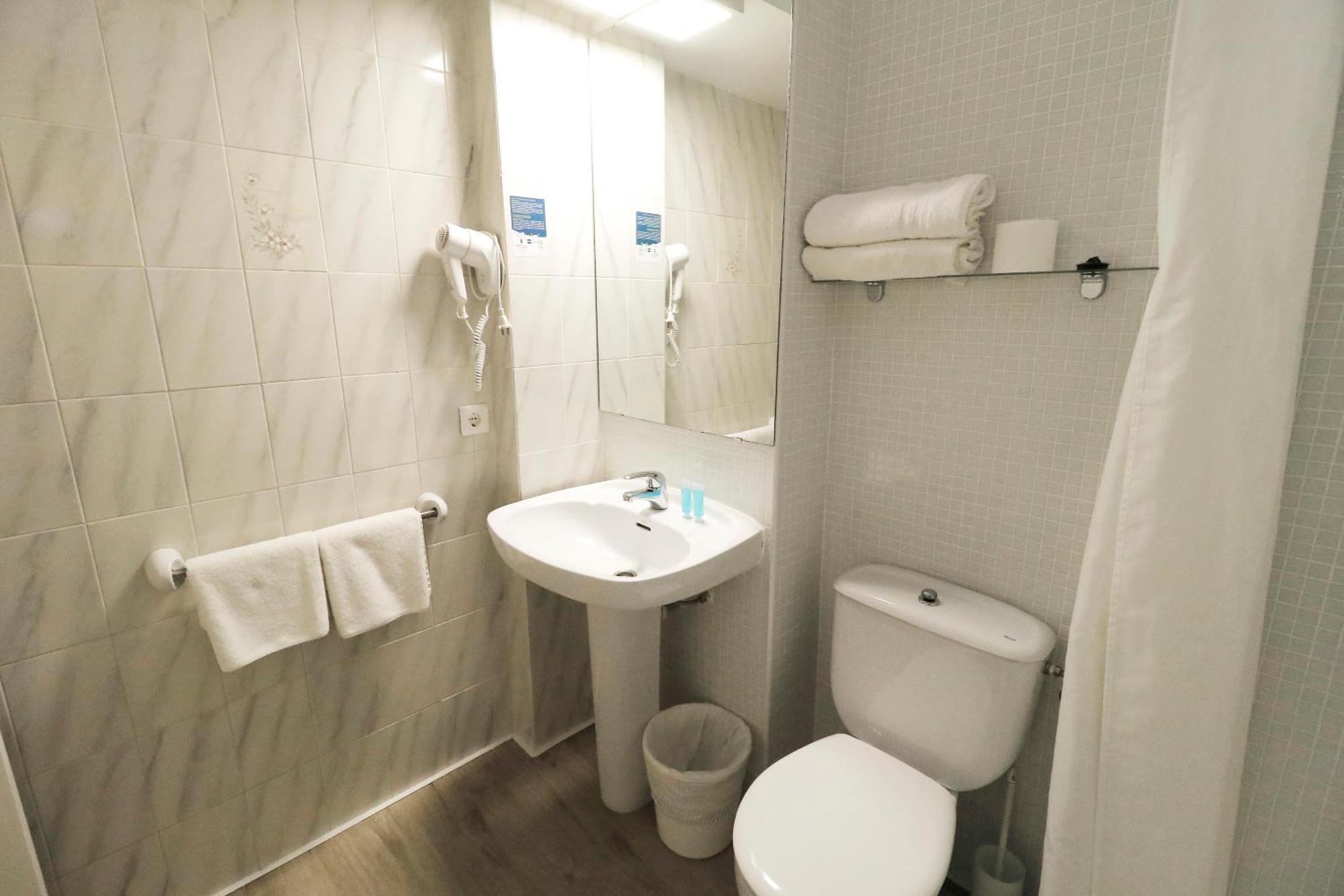 Naika Studios & Apartments Palmanova Екстериор снимка