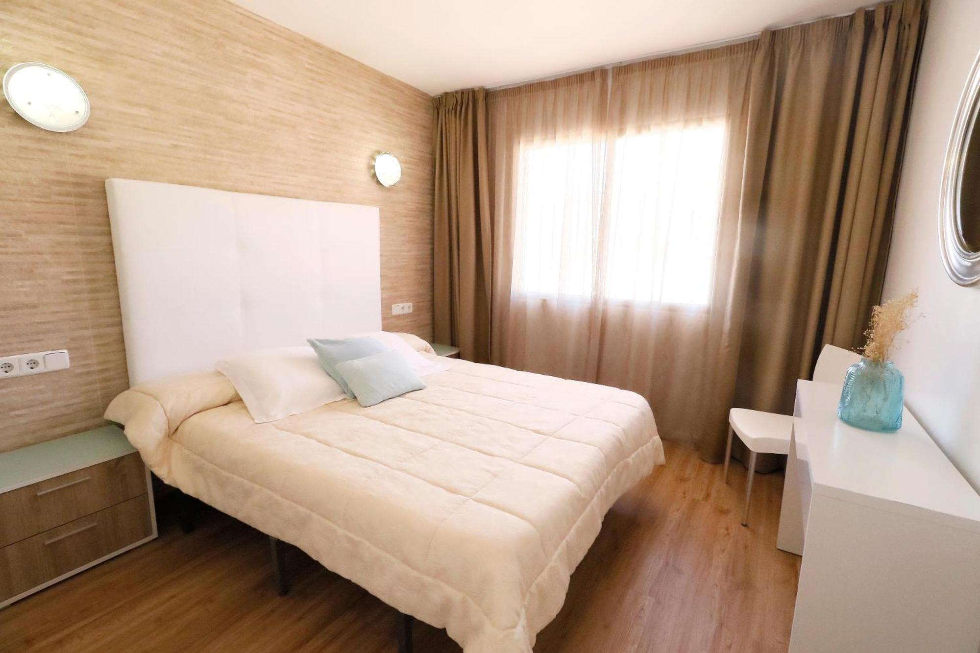 Naika Studios & Apartments Palmanova Екстериор снимка