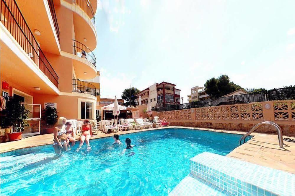 Naika Studios & Apartments Palmanova Екстериор снимка