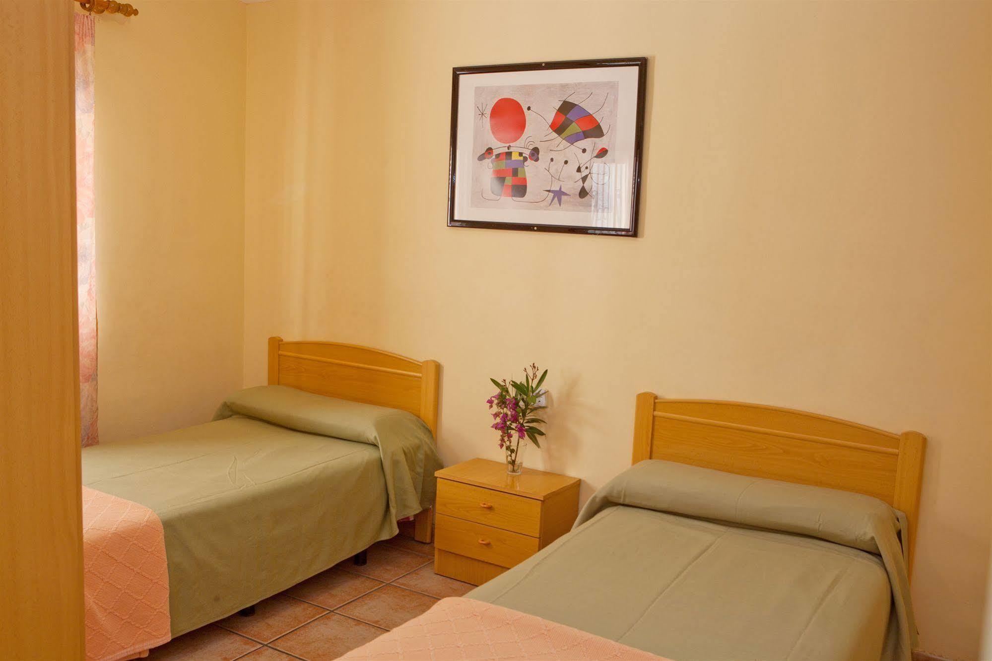 Naika Studios & Apartments Palmanova Екстериор снимка